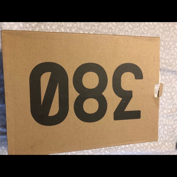 Authentic. New - Picture 6 of 6